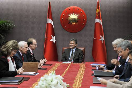 ÜSKÜP TÜRK RADYOSU