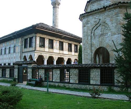 Makedonya Alaca Camii 