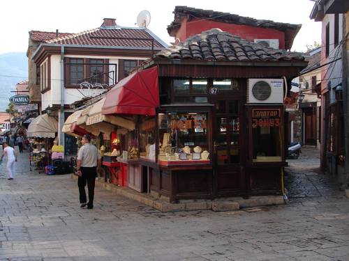 ÜSKÜP TÜRK RADYOSU